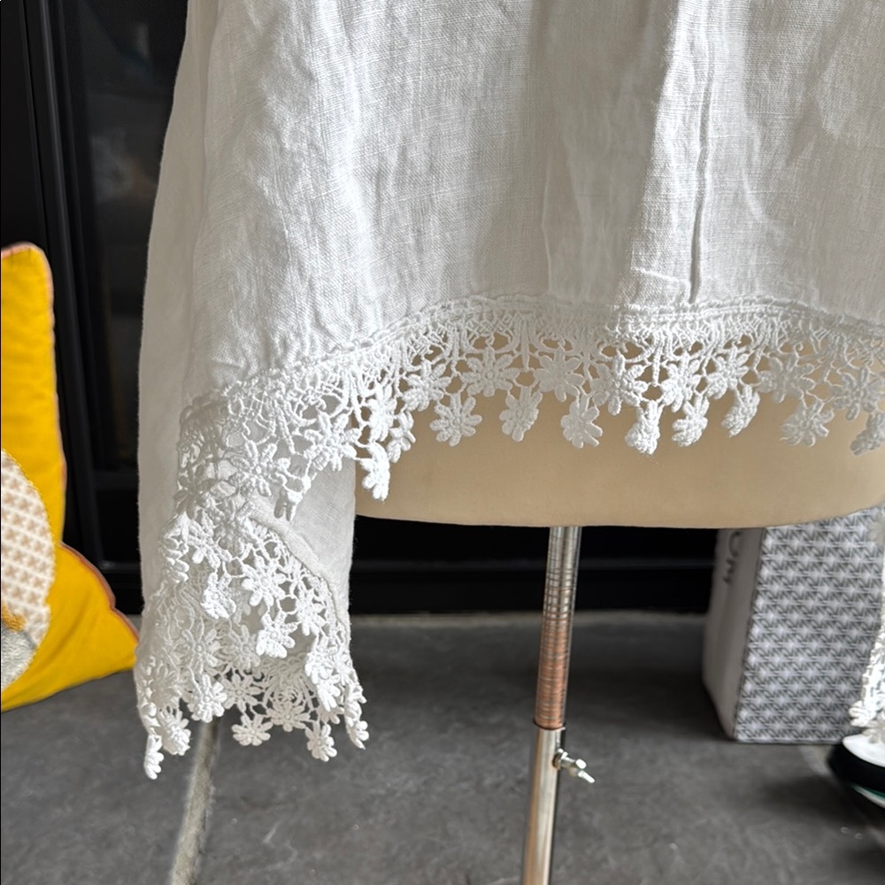 Made in Italy Linen Asymmetrical White Sleeveless Tank Top - Picture 4 of 12